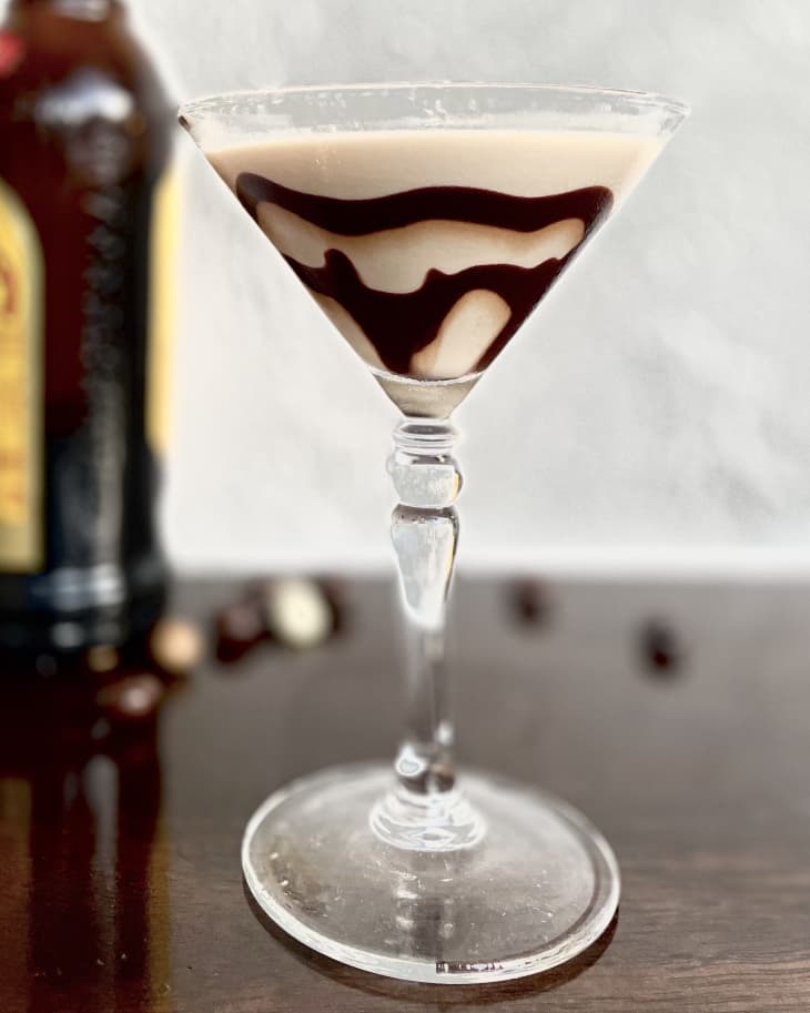 Mudslide Recipe (Classic Creamy Cocktail) Kitchn